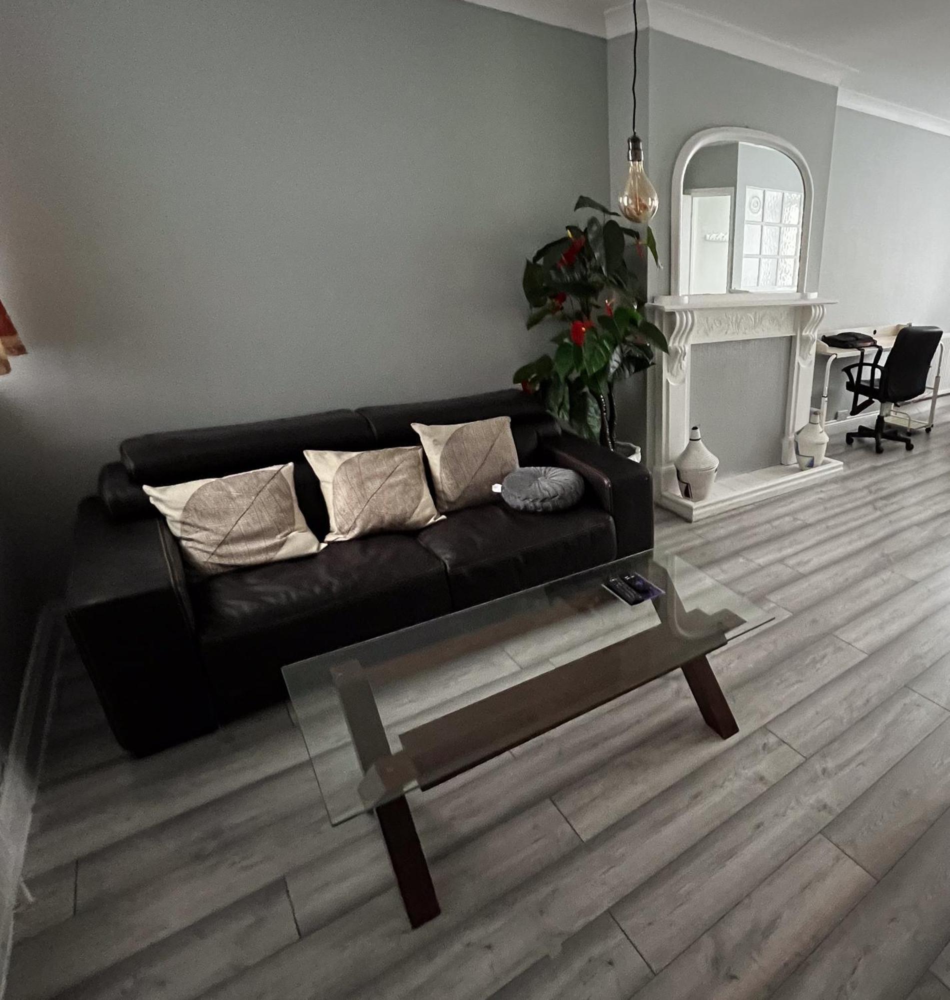 Spacious Retreat - Remote Worker & Family Friendly Holiday home